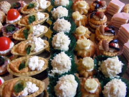 Ketering Hand made sitni kolači