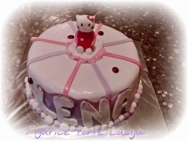 Hello kitty torta